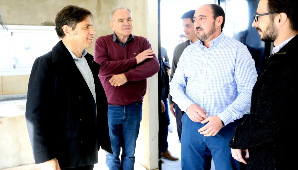 Inversión en viviendas: Kicillof supervisó el avance de nuevas casas en Ranchos