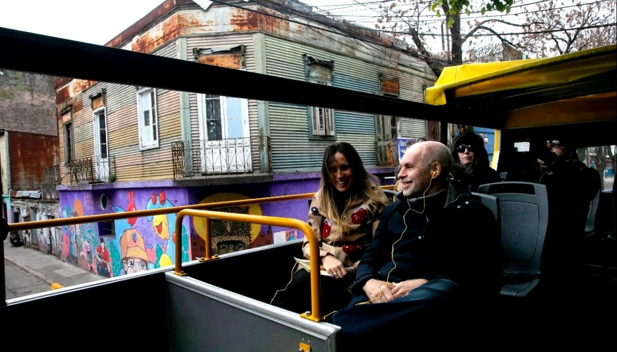 Larreta recorrió la Ciudad en el Bus Turístico en el inicio de las Vacaciones de Invierno