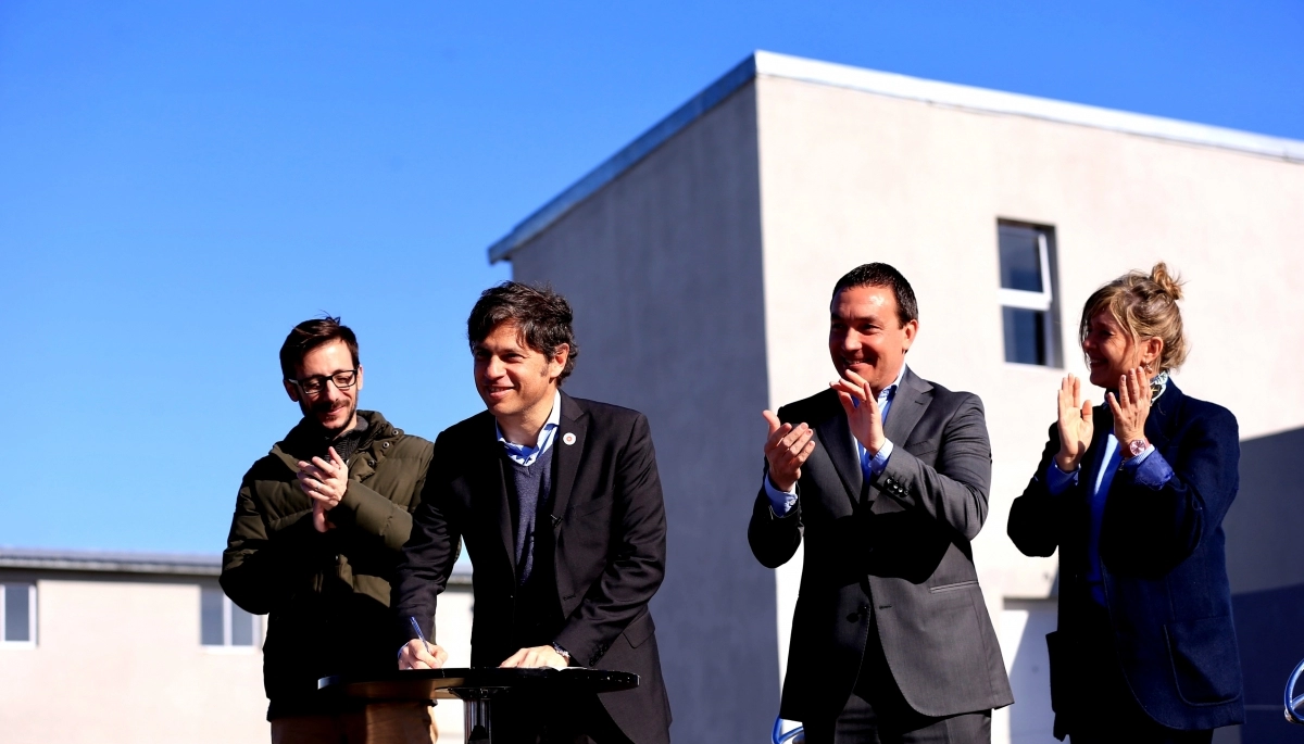 Kicillof enojadísimo con la oposición: “Les pido respeto con el pueblo que los sufrió”