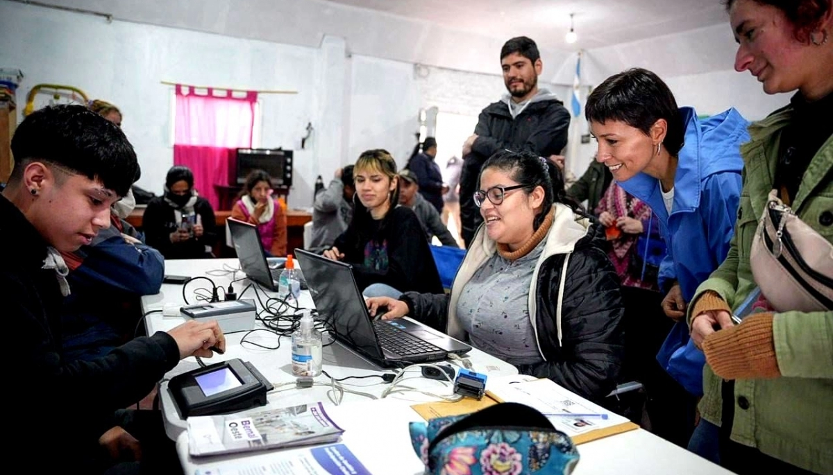 Mayra Mendoza, Bernal Oeste y un nuevo Quilmes Cerca + Mercados Bonaerenses