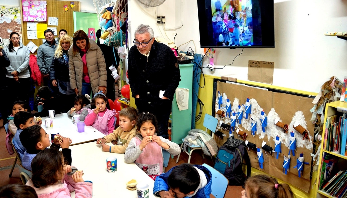 Tigre: Zamora inauguró una remodelación edilicia en un jardín de infantes