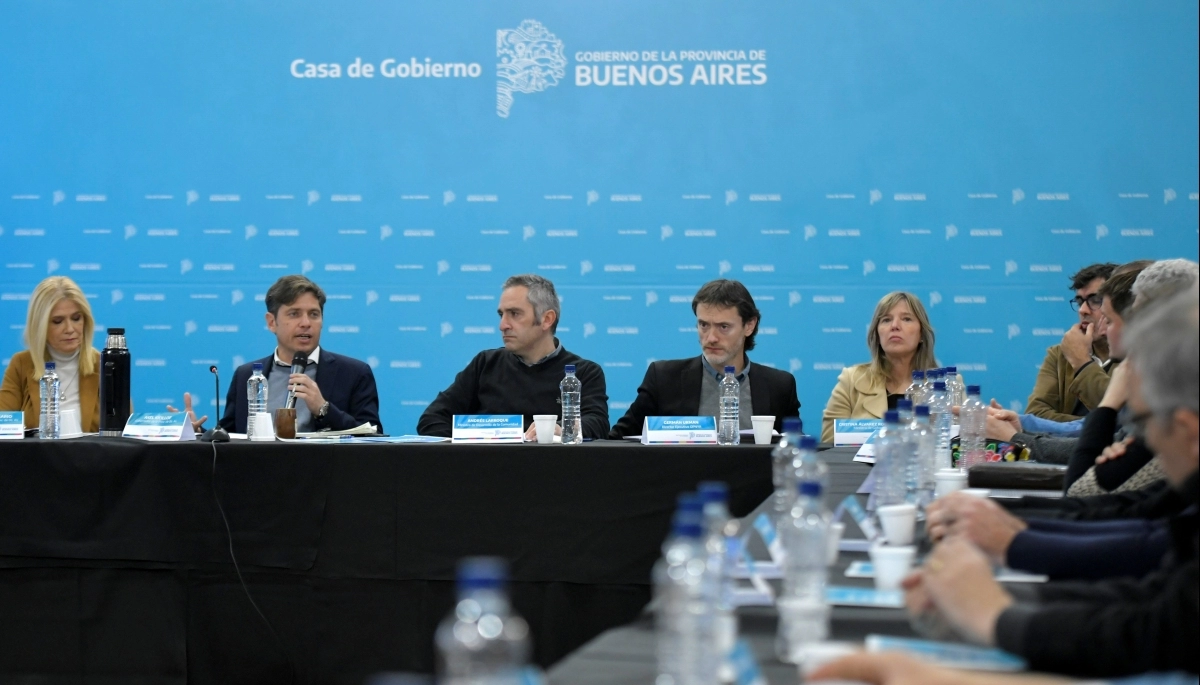 Kicillof y Larroque encabezaron un acto por el lanzamiento del Pacto social por las Niñeces