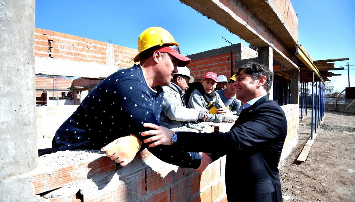 Kicillof en La Plata: recorrió la obra hídrica del canal de San Carlos y el nuevo CAPS