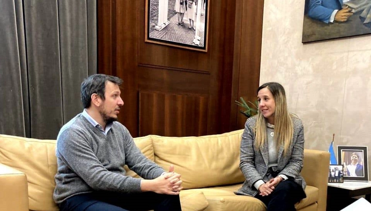 Iañez visitó a Cuattromo para la reubicación de cajeros del Bapro en La Plata