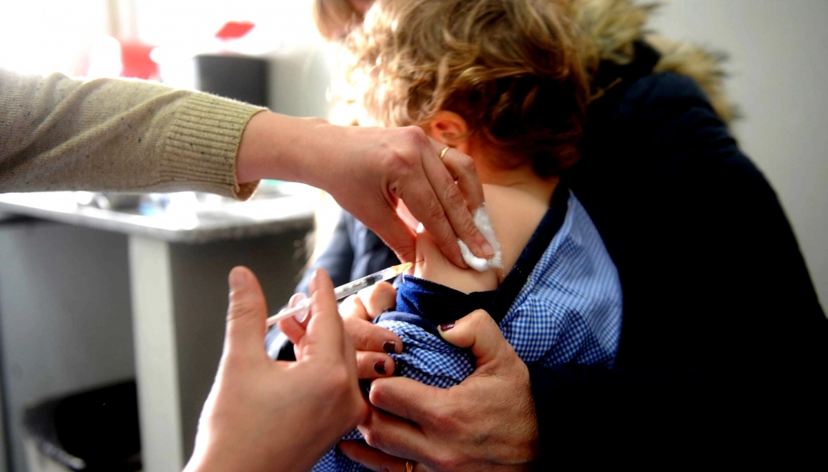 La Provincia avanza en campañas de vacunación contra la sarampión, rubéola, paperas y polio