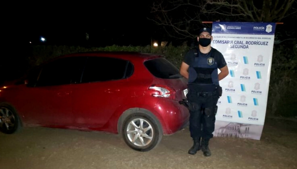 Detenido en Gral. Rodríguez: conducía un auto robado, transportaba éxtasis y un increíble polvorín