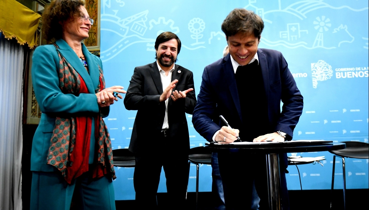 Kicillof y los municipios firmaron convenios con UNICEF para fortalecer los derechos de los niños