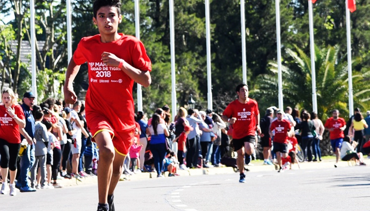 Punto de partida para la maratón Ciudad de Tigre con un mensaje sustentable