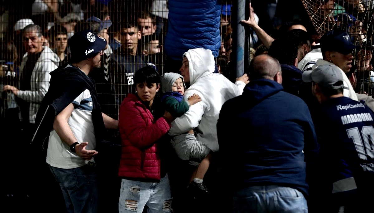 ¿Quién se hace cargo? Brutal represión durante el partido del Lobo vs Boca