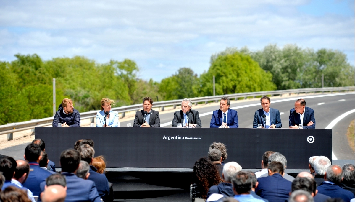 Kicillof destacó la figura de Perón: “No hay mejor homenaje que estar inaugurando esta obra”