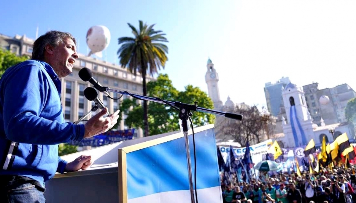 Con Moyano y Baradel, Máximo le respondió a la CGT: “Piden una banca y después no aparecen”