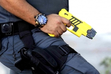 CABA pidió a la Justicia la autorización de pistolas Taser