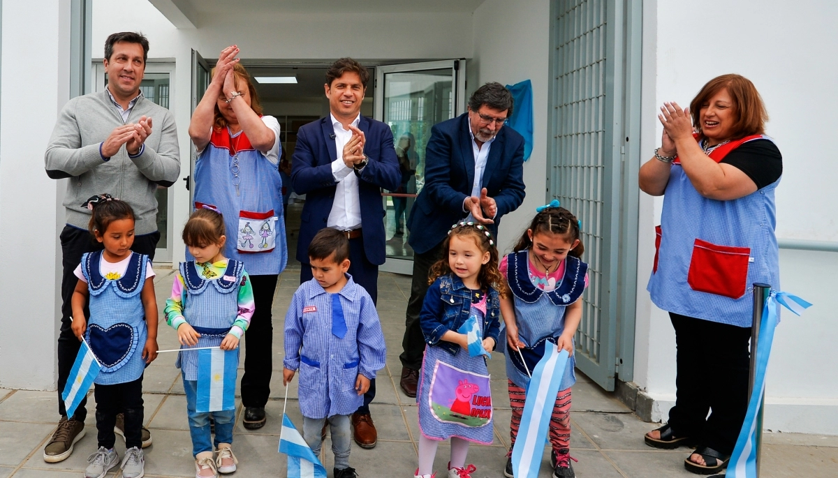 En Quequén: Kicillof inauguró el edificio del Jardín de Infantes N° 908