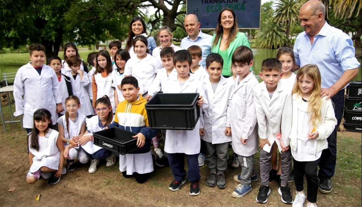 Vilar y Zurro visitaron Pehuajó para entregar insumos de transición ecológica