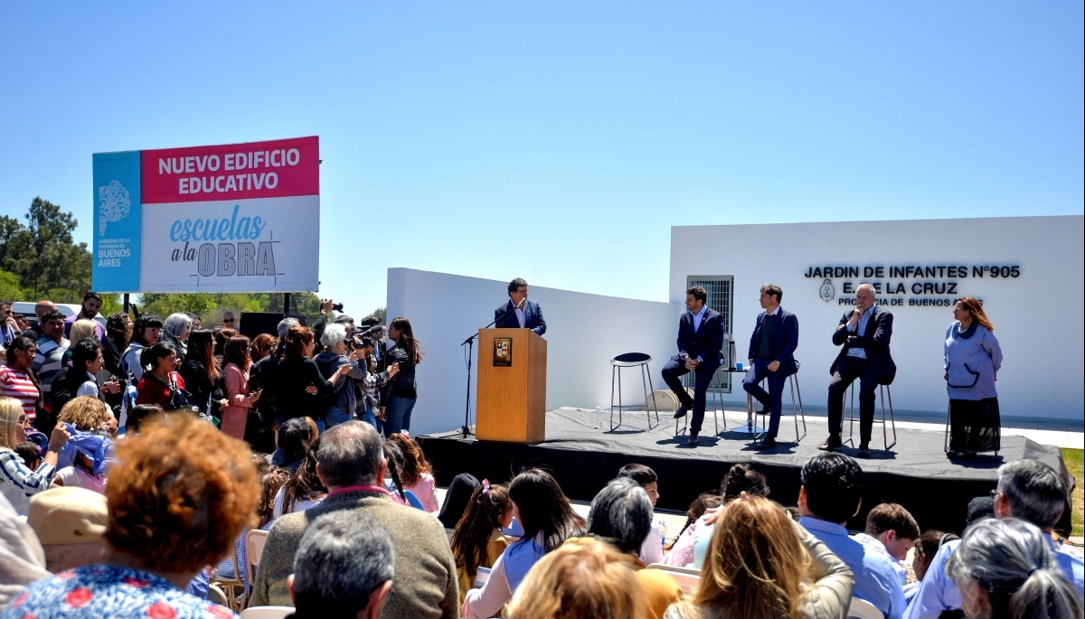 Kicillof inauguró un Jardín en Exaltación de la Cruz y suma 113 nuevos edificios escolares