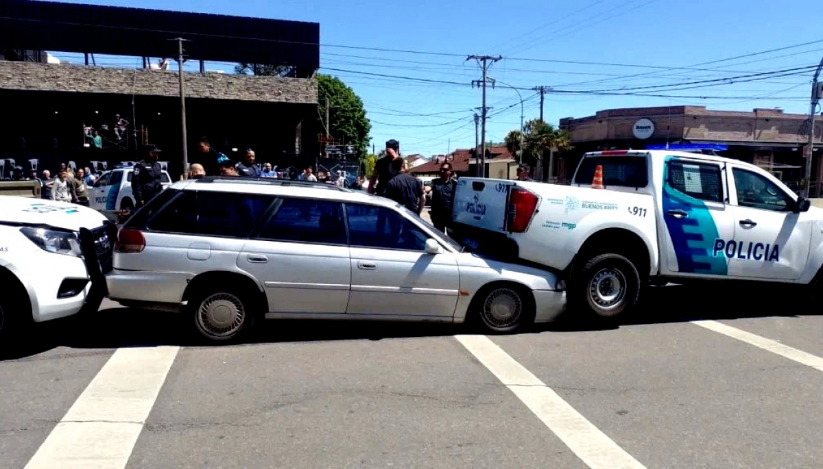 Rápido y furioso en Mar del Plata: lo persiguieron 6 km y para detenerlo lo chocaron