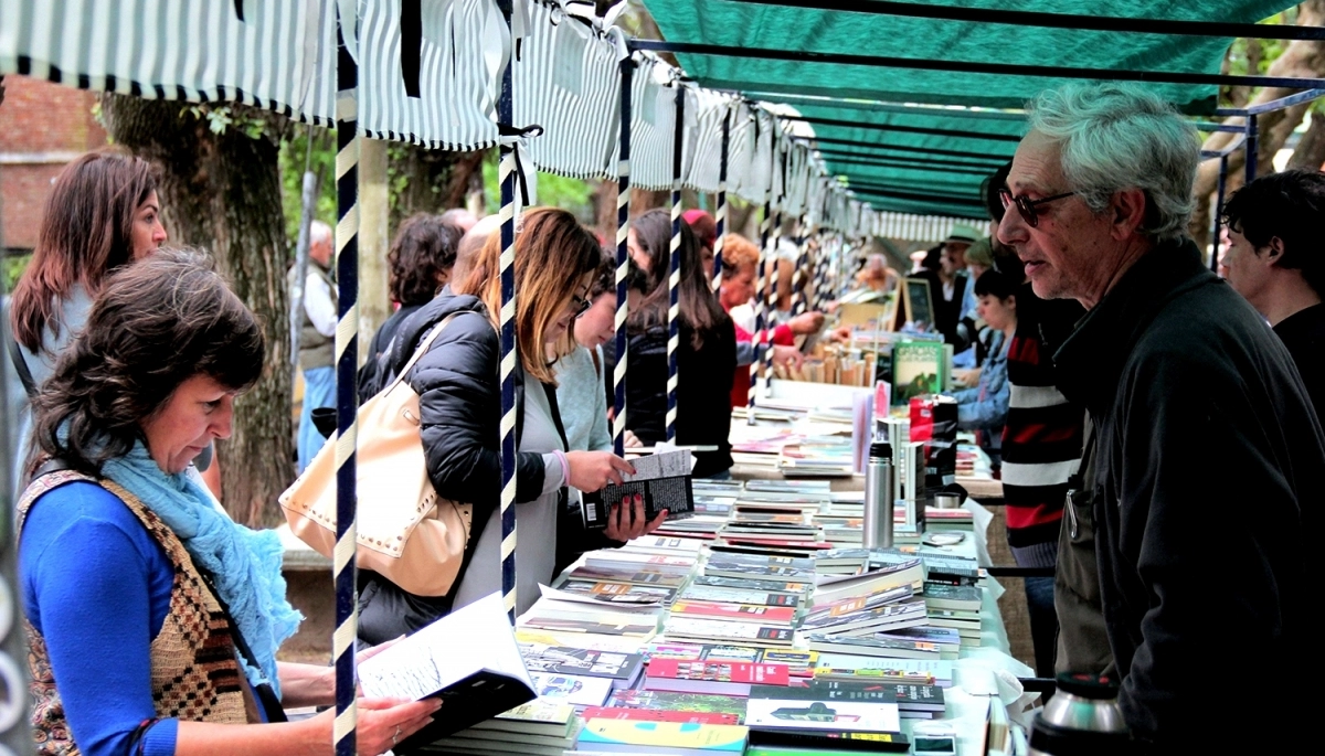 Con shows en vivo y más de 175 stands llega la Feria del Libro a Vicente López