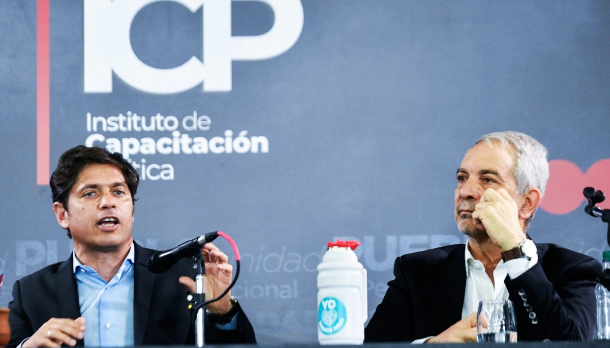 Con el clamor de “Cristina 2023”, Kicillof disertó en la Facultad de Derecho de La Plata