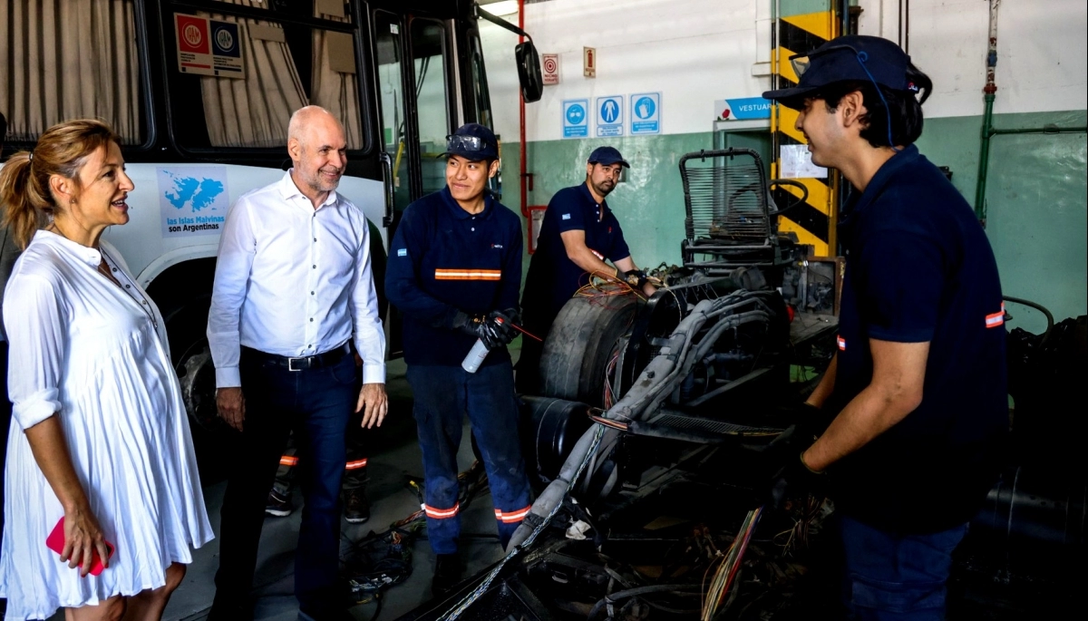 Larreta y Acuña supervisaron prácticas profesionales de alumnos de escuelas técnicas