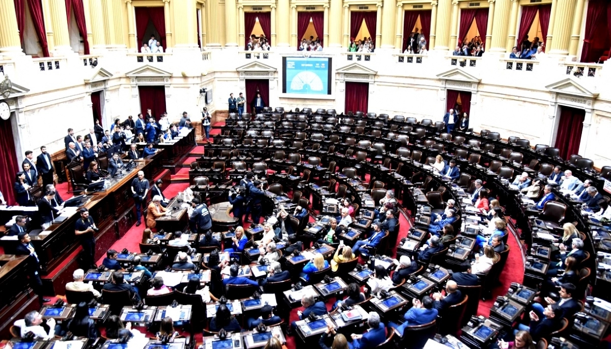 Sesión caída en Diputados de la Nación: gritos, insultos y amagues de golpes