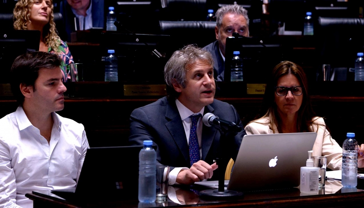 Felipe Miguel y su informe en la Legislatura porteña: por qué se retiró el bloque del Frente de Todos
