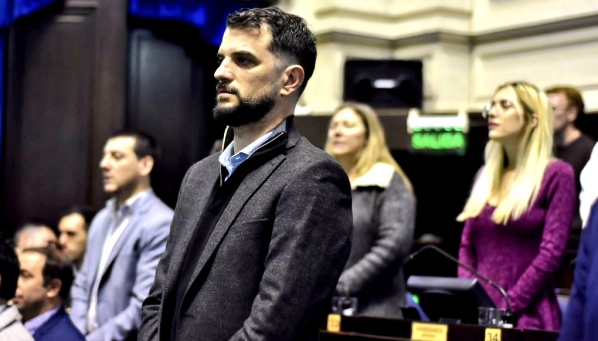 El ping pong de preguntas de Cronos: Juan Carrara, diputado bonaerense