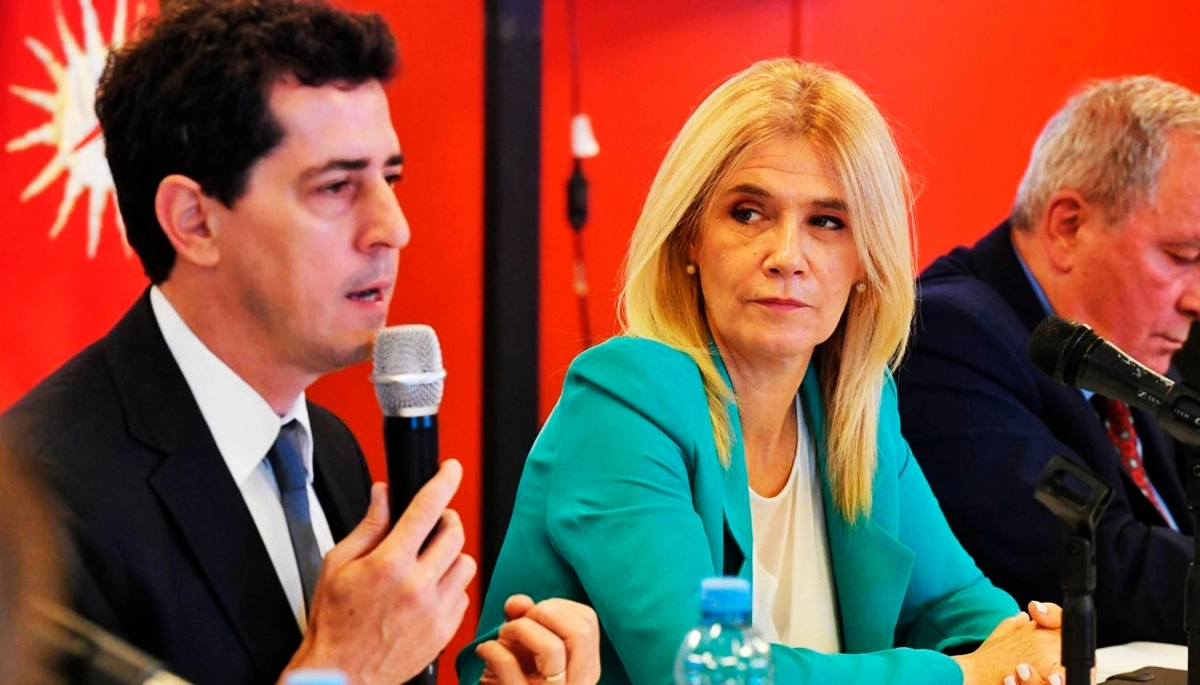 Magario y De Pedro en el Foro de Vicegobernadores: "Lo que pasa con Cristina es vergonzoso”