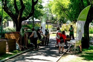 A través de un programa municipal, Vicente López impulsa el compostaje barrial