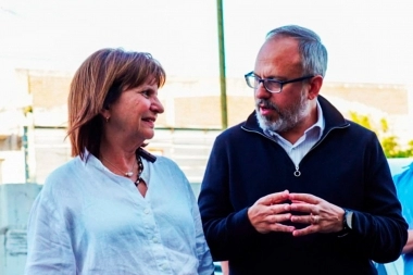 En medio de los cruces con Larreta, Bullrich se mostró con Valenzuela en Tres de Febrero