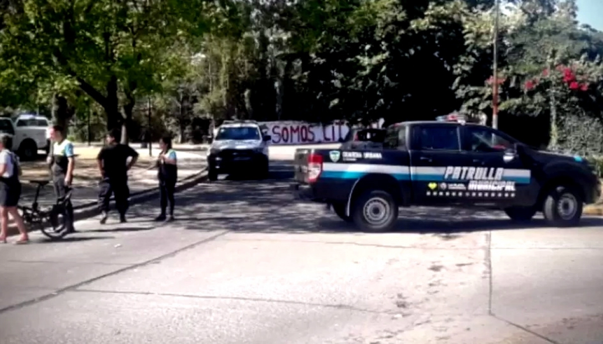 Se suicidó en una plaza pública de City Bell: sufría una grave enfermedad