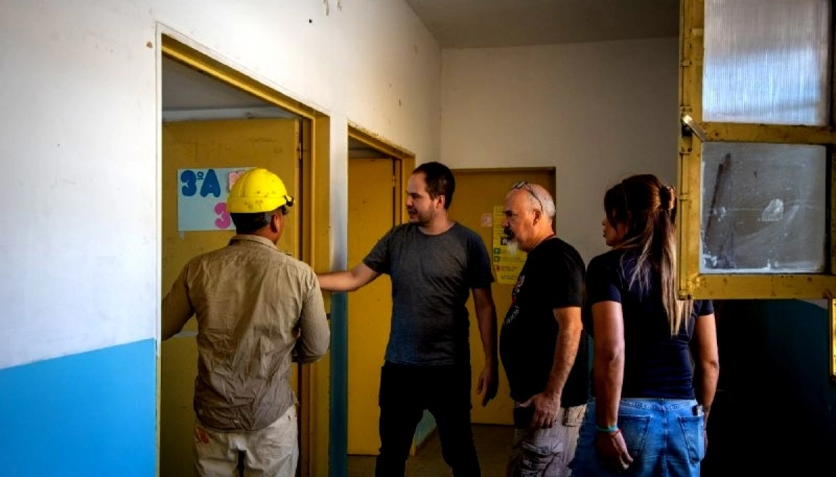 Funcionarios del Municipio de Quilmes recorrieron obras en escuelas primarias y secundarias