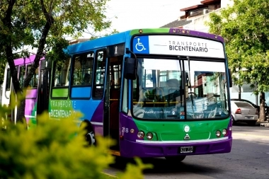 Vicente López otorgó WiFi gratis en las 14 unidades del Transporte Bicentenario