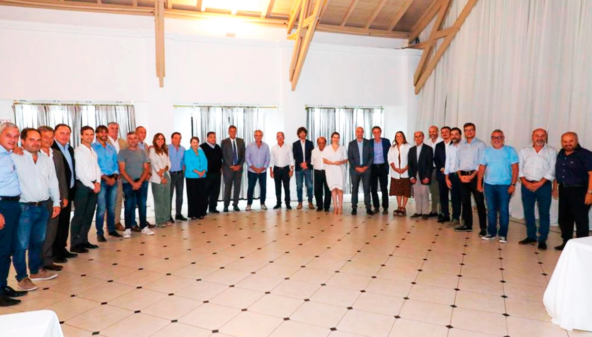 Con Massa y sin el kirchnerismo, Alberto se reunió con intendentes del Conurbano Bonaerense