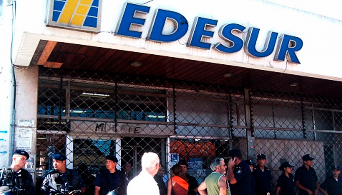 La Defensoría del Pueblo denunció penalmente a Edesur por dejar sin luz a 180 mil casas