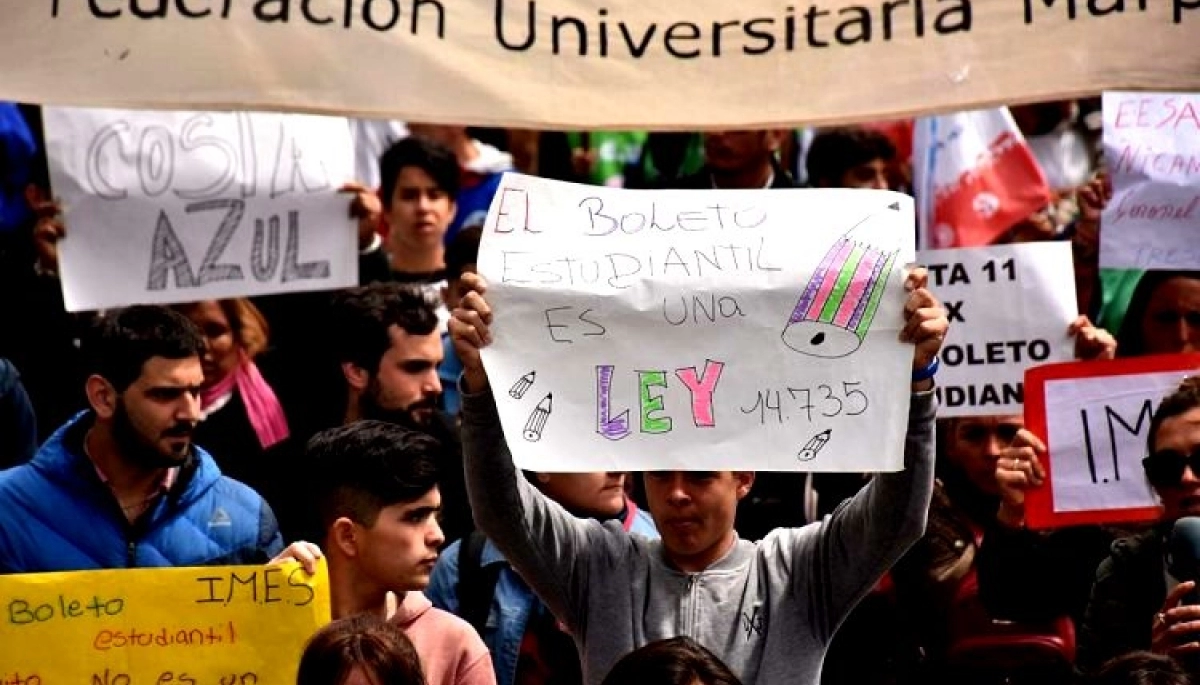 En Mar del Plata reclaman a Kicillof la activación del boleto estudiantil firmado hace 3 meses