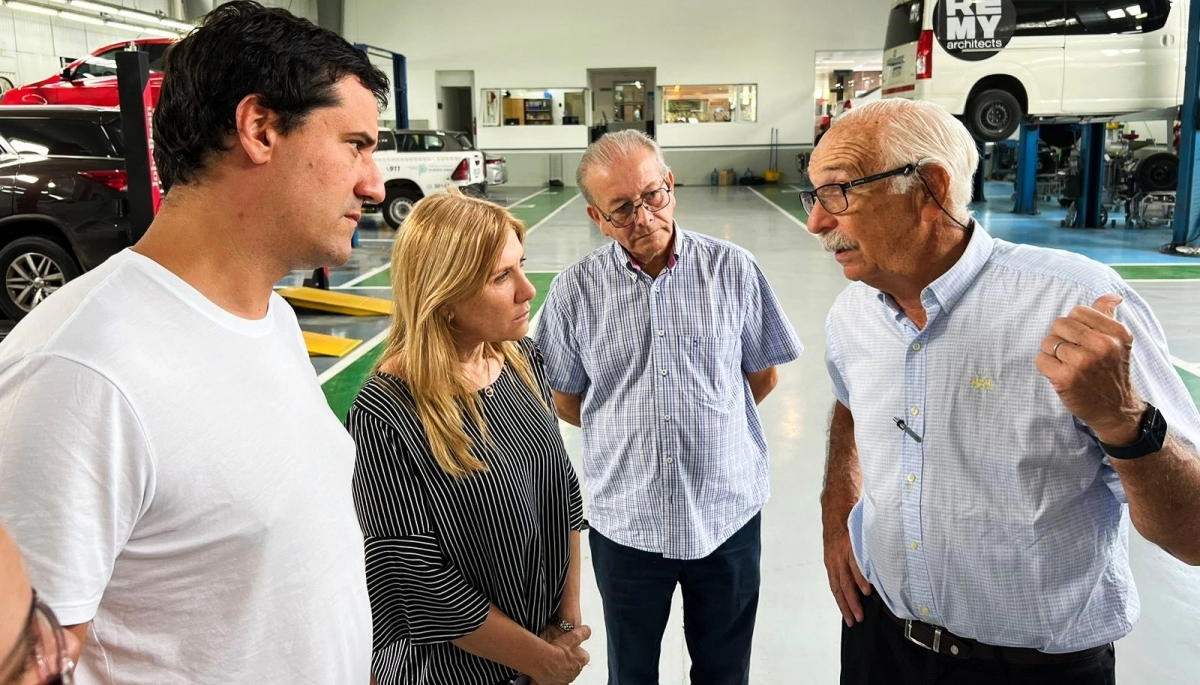 Abad avanza en su campaña para gobernador y profundiza su recorrida por el Conurbano