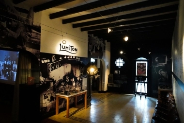 Vicente López invitó a conocer la muestra de “Lumiton”, la primera productora en Argentina
