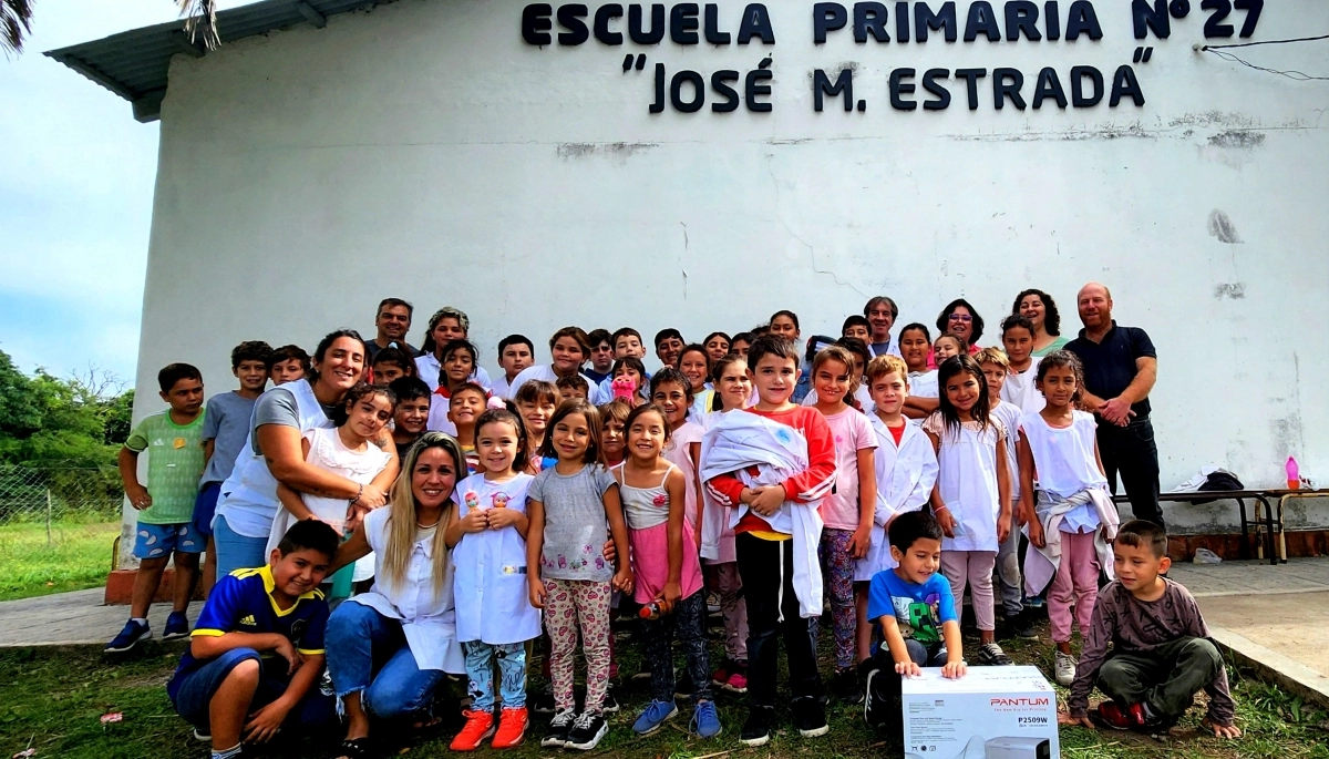 El municipio de Mar Chiquita entregó nuevo equipamiento a instituciones educativas