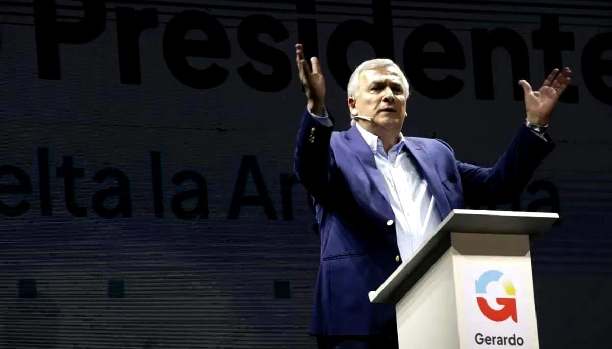 Desde el Gran Rex porteño, Morales lanzó su candidatura a presidente