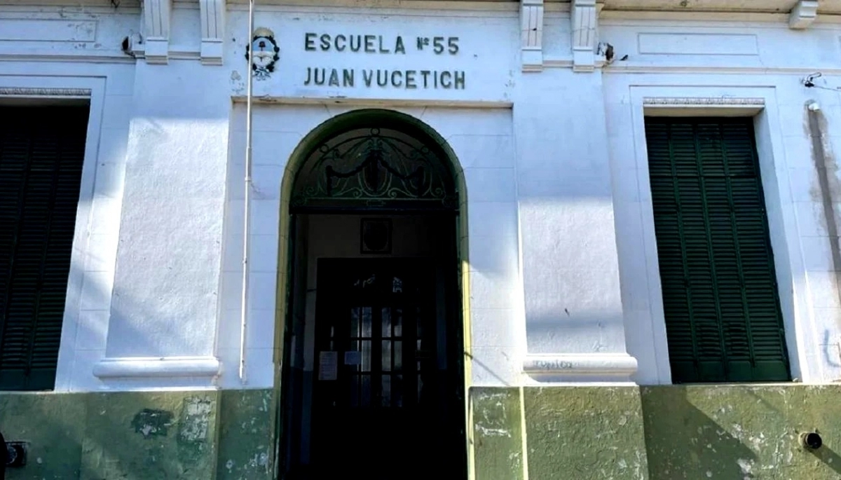“Para hacer una broma”: en La Plata un niño de 11 años llevó una pistola su colegio