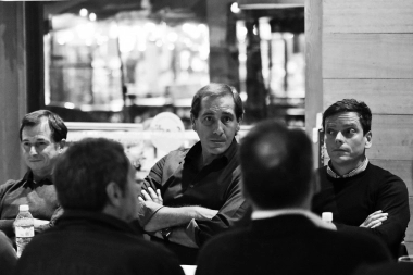 Garro encabezó cumbre política en La Plata para aliviar la interna