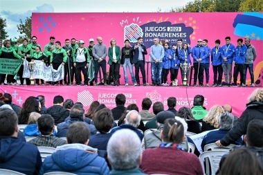 En Quilmes, Kicillof presentó los Juegos Bonaerenses 2023