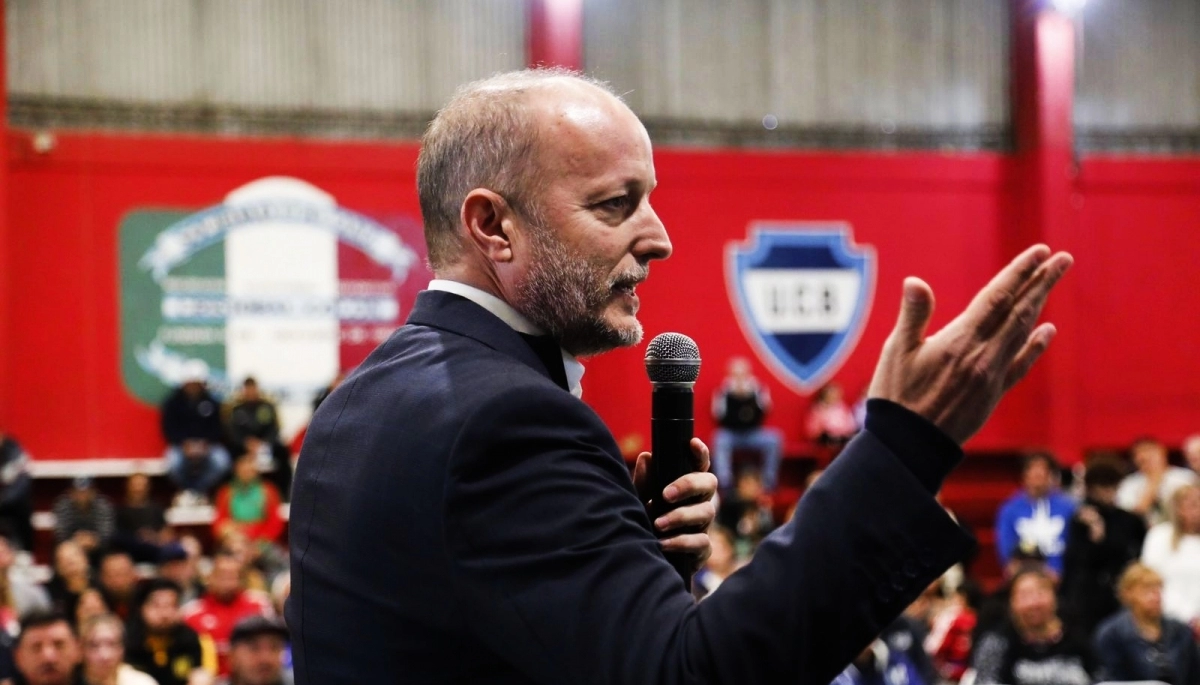 Insaurralde presentó el programa ambiental “EcoClubes” en Lomas de Zamora