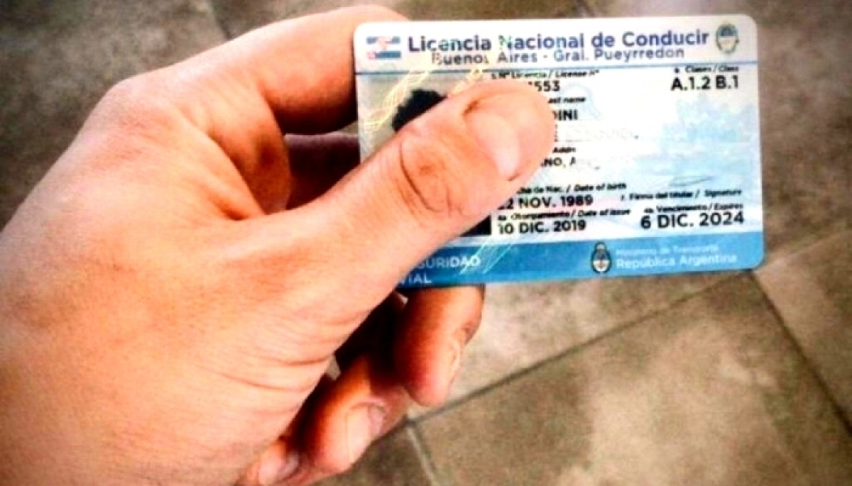 Será obligatorio el libre de deuda alimentario para renovar la licencia de conducir