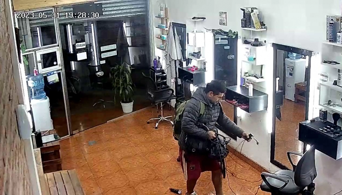 Violento robo a una barbería: "Este mundo no es para los buenos", dijo una de las dueñas