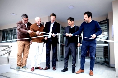 Kicillof avanza en su agenda y visitó Leandro N. Alem junto a Kreplak y Ferraris