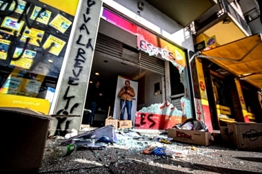 Legisladores manifestaron su repudio ante los ataques vandálicos en un local del PRO en Mar del Plata