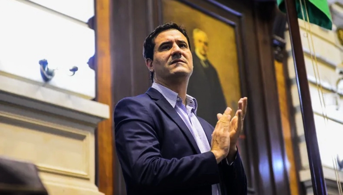 Bullrich habría acordado con Abad encabezar su lista a senadores nacionales por la Provincia