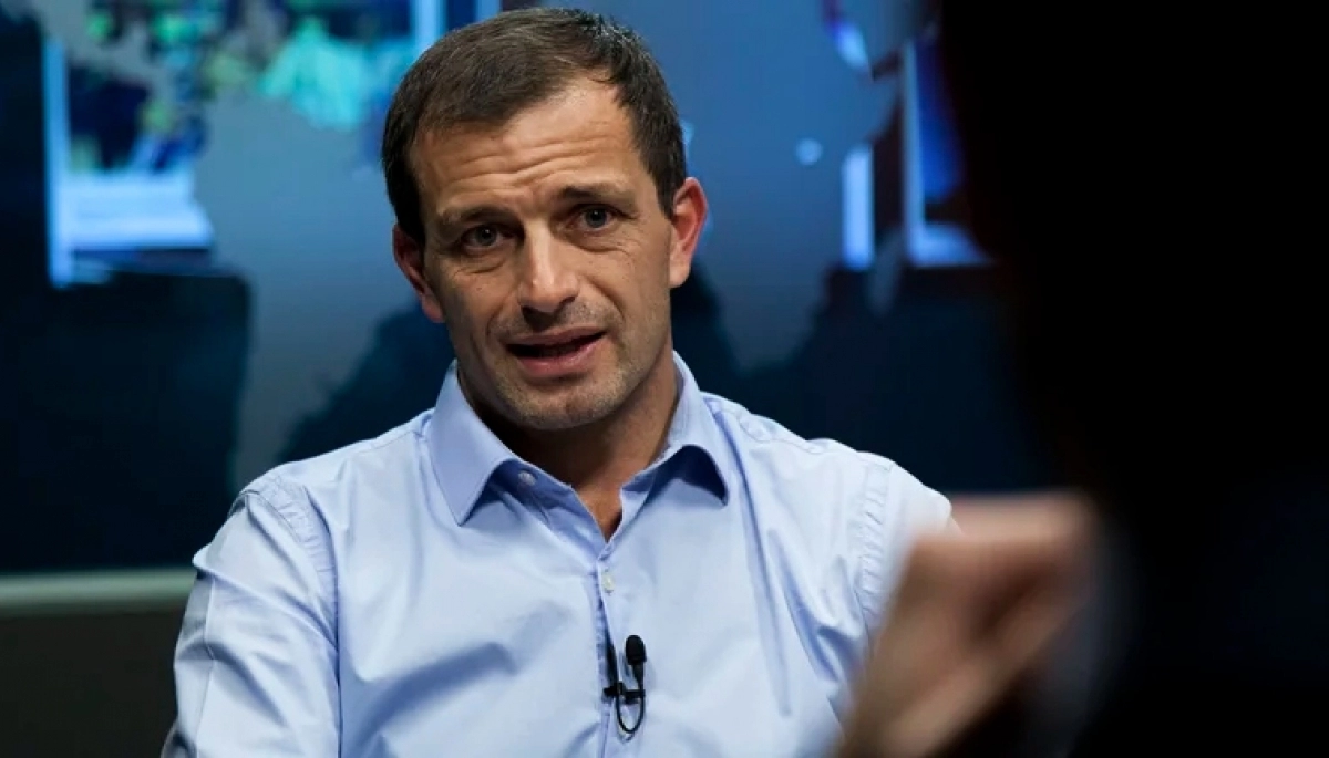 Bucca le pisa los talones a Pisano y es candidato a concejal, pese a tener mandato como senador