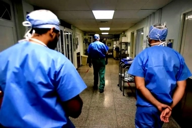 Provincia autorizó a residentes a realizar guardias extras por la circulación de virus respiratorios